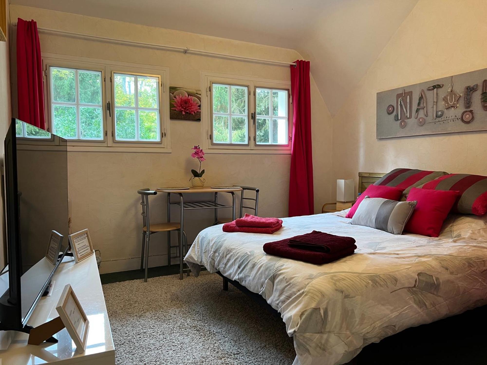 Le Bois Des Sources Apartamento Saint-Marcel  Exterior foto